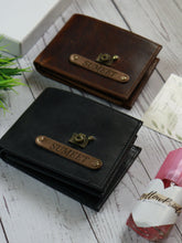 Load image into Gallery viewer, Personalised gift name wallet for man By mellowprints.com

